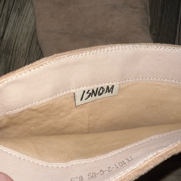 New ISNOM Suede Tan boots in a size 6.5. - Picture 3 of 10